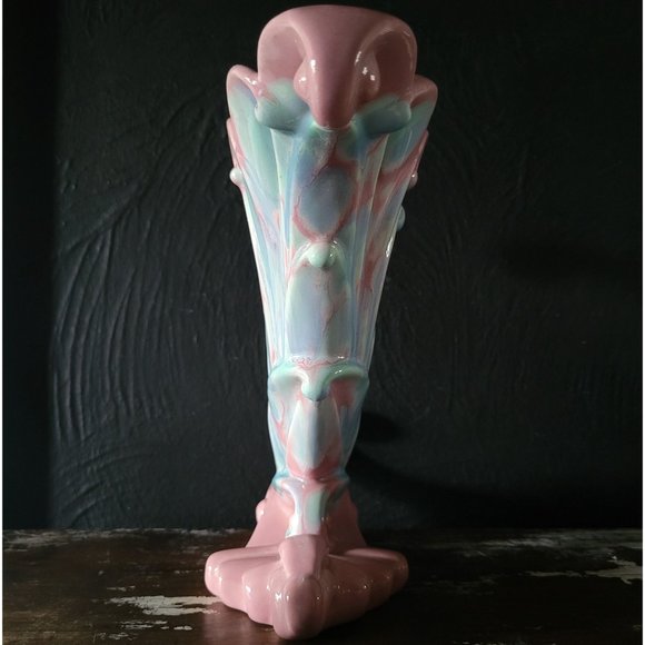 Vintage Royal Haeger Vase, MCM Cornucopia, Pink and Blue Royal Haeger - Picture 4 of 9